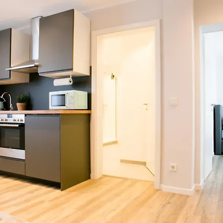 Dom wakacyjny Bonquartier - Luxapt-haus - 11 Personen In 5 Mit Voll Ausgestatteten Kuechen, Klimaanlagen Und Parkplaetzen