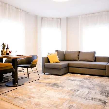 Holiday home Bonquartier - Luxapt-haus - 11 Personen In 5 Mit Voll Ausgestatteten Kuechen, Klimaanlagen Und Parkplaetzen Sankt Augustin