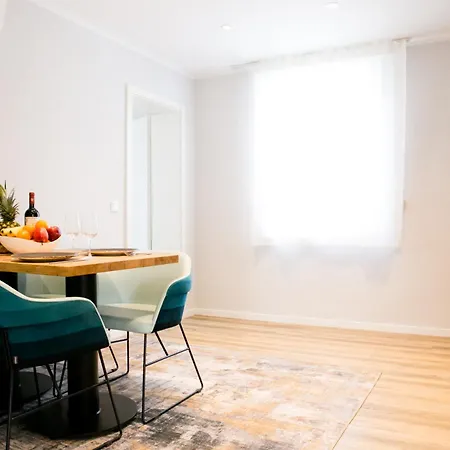 Bonquartier - Luxapt-haus - 11 Personen In 5 Mit Voll Ausgestatteten Kuechen, Klimaanlagen Und Parkplaetzen