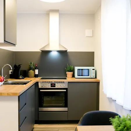 בית נופש Bonquartier - Luxapt-haus - 11 Personen In 5 Mit Voll Ausgestatteten Kuechen, Klimaanlagen Und Parkplaetzen *