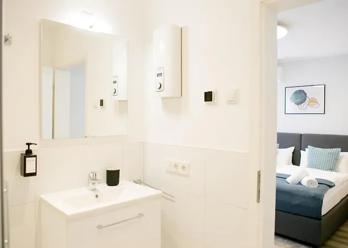 Bonquartier - Luxapt-haus - 11 Personen In 5 Mit Voll Ausgestatteten Kuechen, Klimaanlagen Und Parkplaetzen *