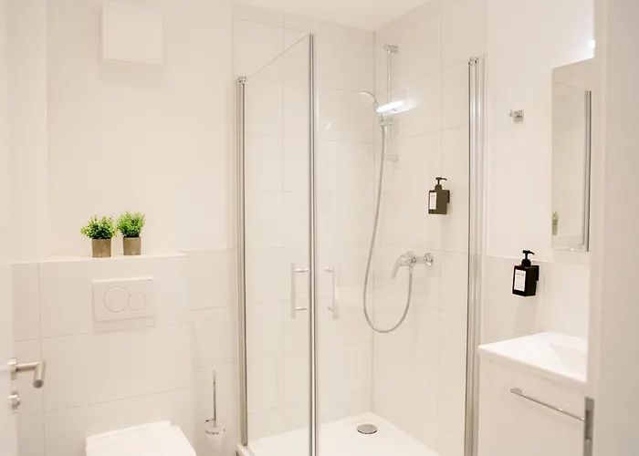 Bonquartier - Luxapt-haus - 11 Personen In 5 Mit Voll Ausgestatteten Kuechen, Klimaanlagen Und Parkplaetzen Sankt Augustin