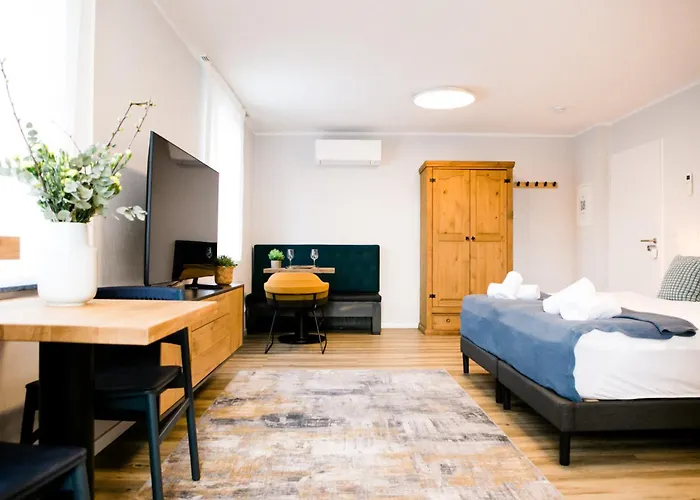 Bonquartier - Luxapt-haus - 11 Personen In 5 Mit Voll Ausgestatteten Kuechen, Klimaanlagen Und Parkplaetzen * Sankt Augustin