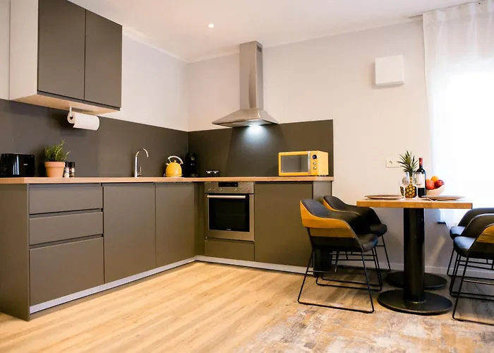 Bonquartier - Luxapt-haus - 11 Personen In 5 Mit Voll Ausgestatteten Kuechen, Klimaanlagen Und Parkplaetzen Casa vacanze *